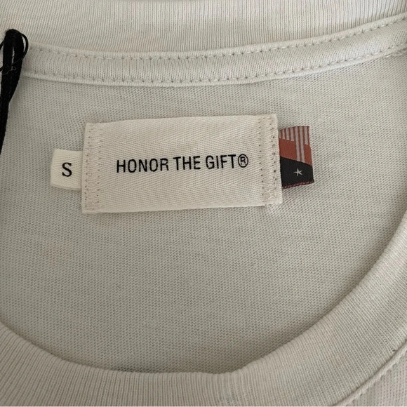 Honor The Gift T-Shirt White Woman’s Small “Thread The Needle” Graphic Sample - Picture 3 of 10